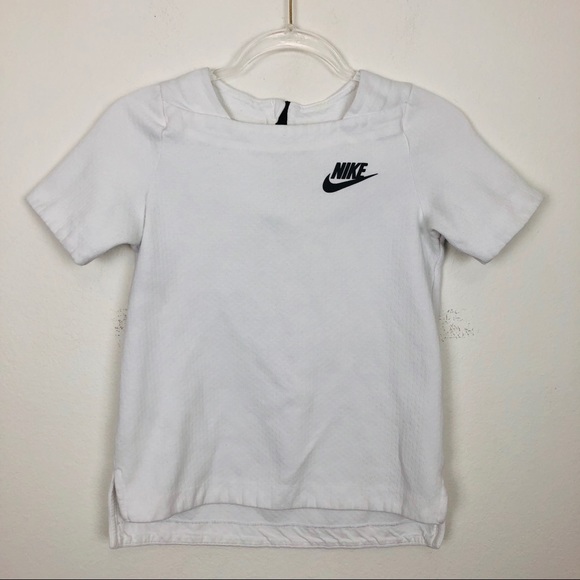 white nike shirt girls